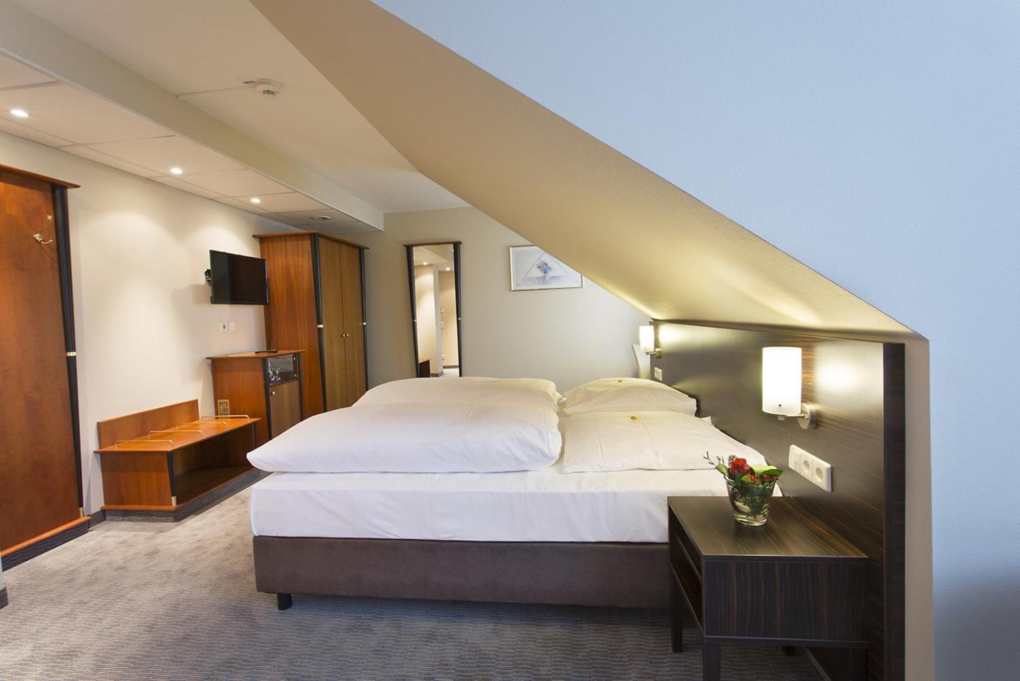 Erikson Hotel Sindelfingen Zewnętrze zdjęcie