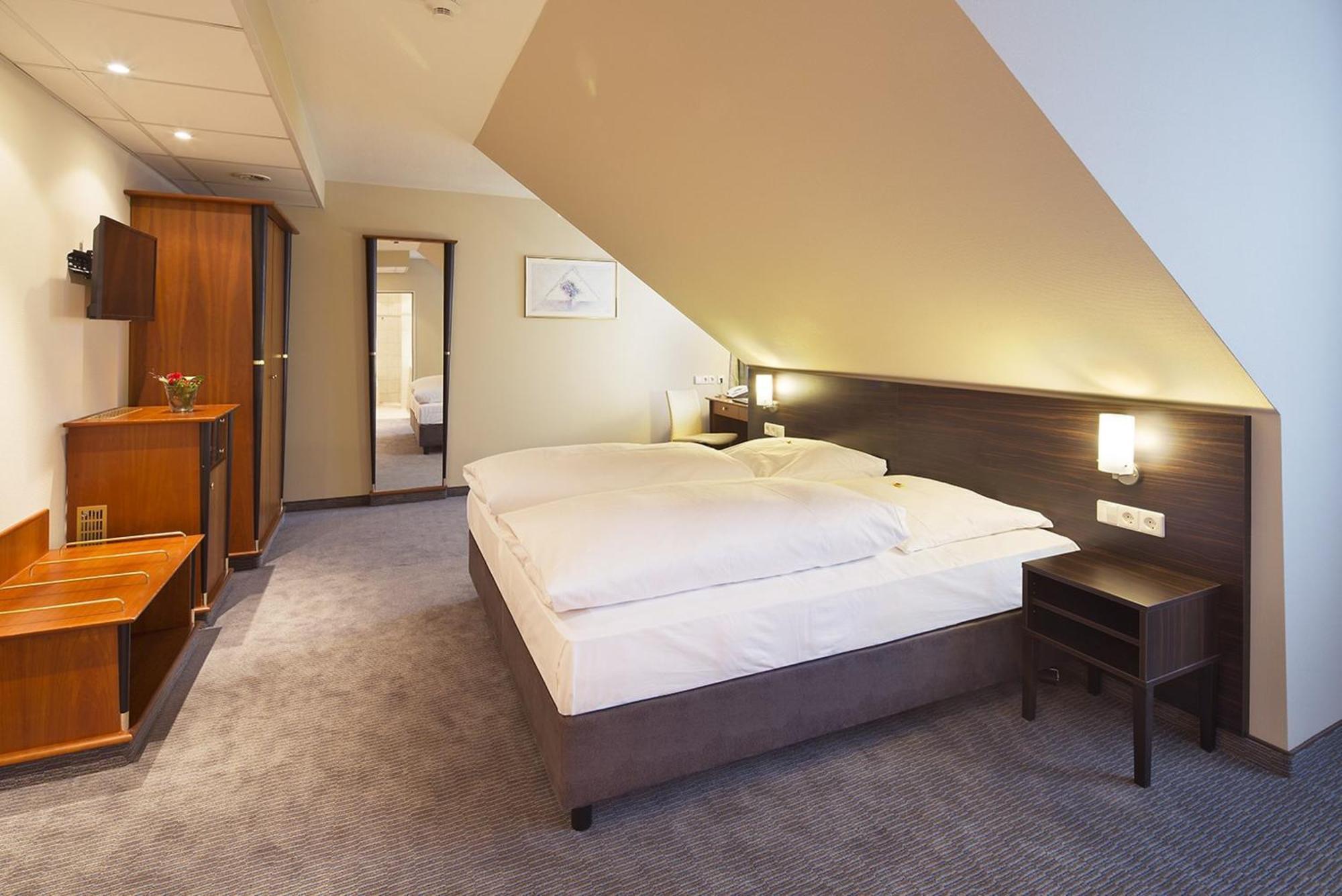 Erikson Hotel Sindelfingen Zewnętrze zdjęcie